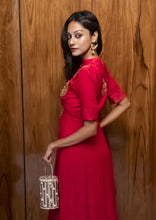 Load image into Gallery viewer, Sassora Leather with Stone & Pearl Gold Polish Frame Party Clutch