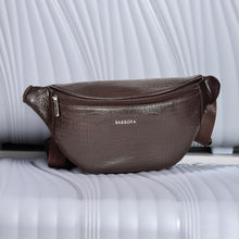 Load image into Gallery viewer, Sassora Genuine Leather Waist Bag for Men and Women