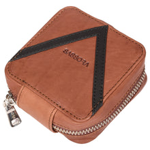 Load image into Gallery viewer, Sassora Premium Leather Unisex Small Travel Pouch