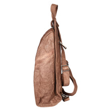 Load image into Gallery viewer, Sassora Premium Smooth Leather Unisex Medium Backpack