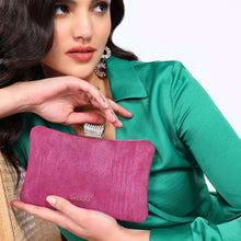 Load image into Gallery viewer, Sassora Genuine Leather Frame Women Party Clutch