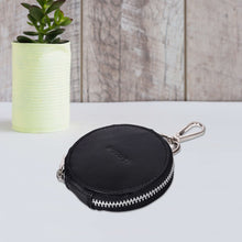 Load image into Gallery viewer, Sassora Round Genuine Leather Coin & Jewelry Pouch – With Zip Closure & Doghook