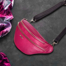 Load image into Gallery viewer, Sassora Premium Leather Women Medium Fanny pack Beltbag