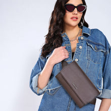 Load image into Gallery viewer, Sassora Premium Leather Stylish Small Trendy Women Fanny Pack