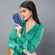 Load image into Gallery viewer, Sassora Genuine Leather Small Blue Key Case For Men and Women