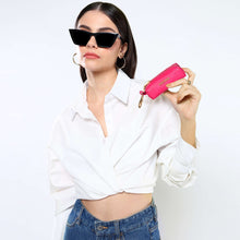 Load image into Gallery viewer, Sassora Premium Leather Key Pouch For Car & Other Keys