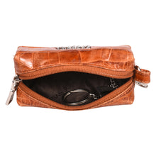 Load image into Gallery viewer, Sassora Premium Leather Unisex Key Pouch For Car & Other Keys