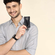 Load image into Gallery viewer, Sassora Premium Leather Unisex Zip Closure Key Pouch