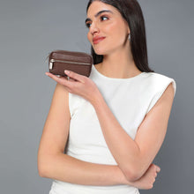 Load image into Gallery viewer, Sassora Premium Leather Unisex Key Pouch