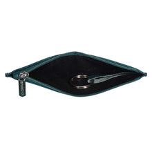 Load image into Gallery viewer, Sassora Luxury Leather Key Case – Quilted Design, Gift Box Included