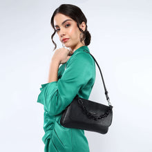 Load image into Gallery viewer, Sassora Genuine Leather Medium Women Shoulder Bag