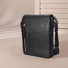 Load image into Gallery viewer, Sassora Premium Leather Men's Daily Crossbody Bag