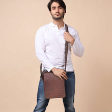 Load image into Gallery viewer, Sassora Premium Leather Men's Office Sling Bag