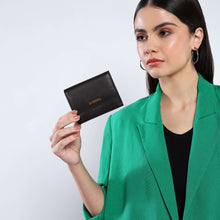 Load image into Gallery viewer, Sassora 100 % Genuine Leather Medium RFID Women Wallet