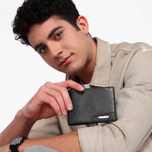 Load image into Gallery viewer, Sassora Genuine Leather Large RFID Black Tan Men's Bi-Fold Wallet