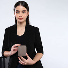 Load image into Gallery viewer, Sassora Premium Leather Small Women RFID Wallet
