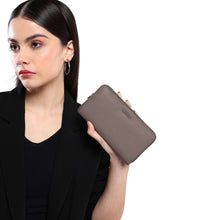 Load image into Gallery viewer, Sassora Premium Leather Ladies Purse RFID Everyday Wallet