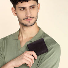 Load image into Gallery viewer, Sassora Premium Leather Men's RFID Wallet With Detachable Card Holder