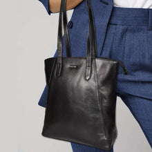 Load image into Gallery viewer, Sassora premium genuine leather large size tote bag for women