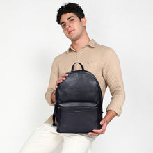 Load image into Gallery viewer, Sassora Premium Leather Men's 16" Laptop Backpack