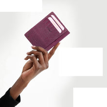 Load image into Gallery viewer, Sassora Premium Leather RFID Ultra Slim Unisex Card Holder