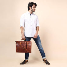 Load image into Gallery viewer, Sassora Premium Leather Unisex Large Laptop Messenger Bag
