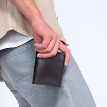 Load image into Gallery viewer, Sassora Genuine Leather RFID Protected Men's Notecase Wallet