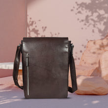 Load image into Gallery viewer, Sassora Genuine Leather 13.5 Inch Laptop Messenger Sling Bag for Men's